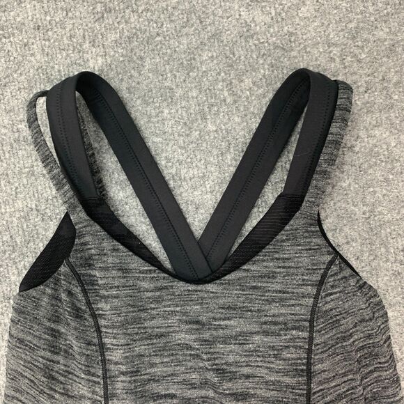 Lululemon Run For Gold Tank Top Womens 2 Heather Gray Shelf Bra Cross Back Shirt - Picture 3 of 15